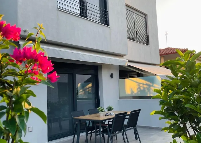 Gemini Nikiti (Sithonia)